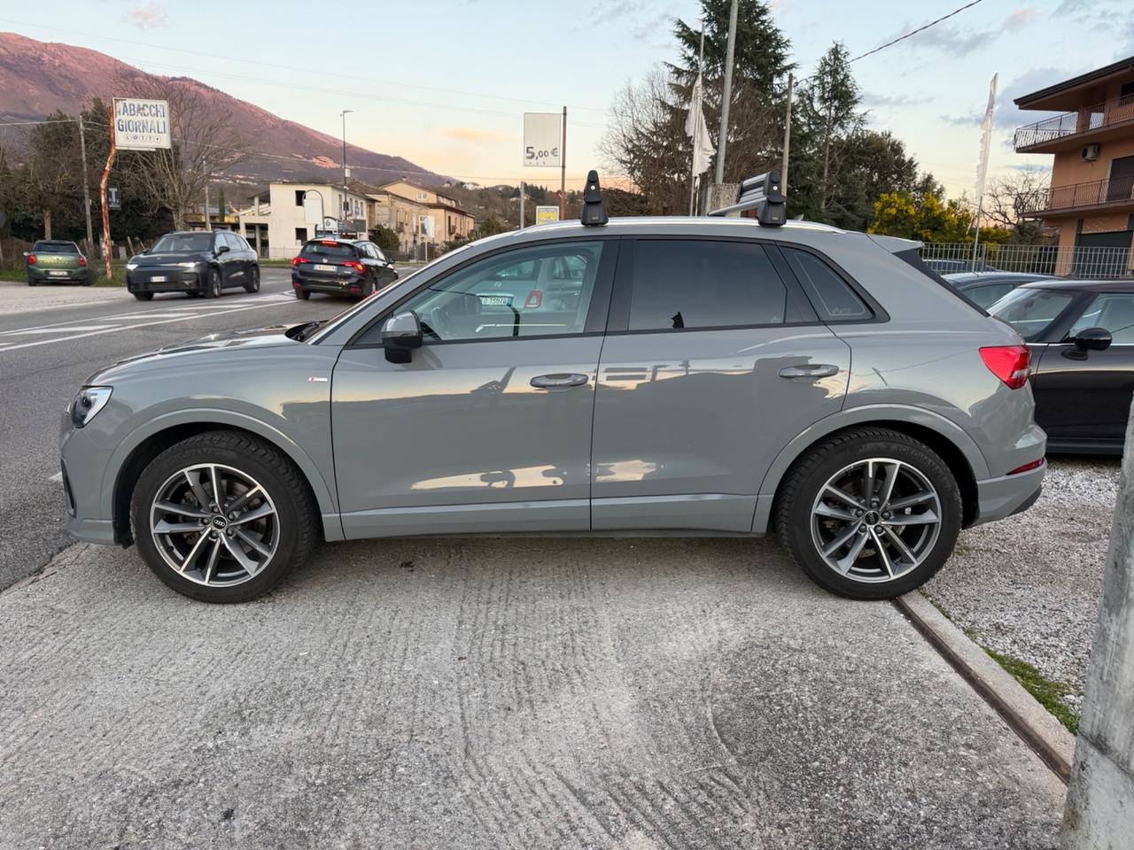 Audi Q3 35 tdi S Line quattro