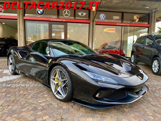 FERRARI F8 Tributo Iva esposta