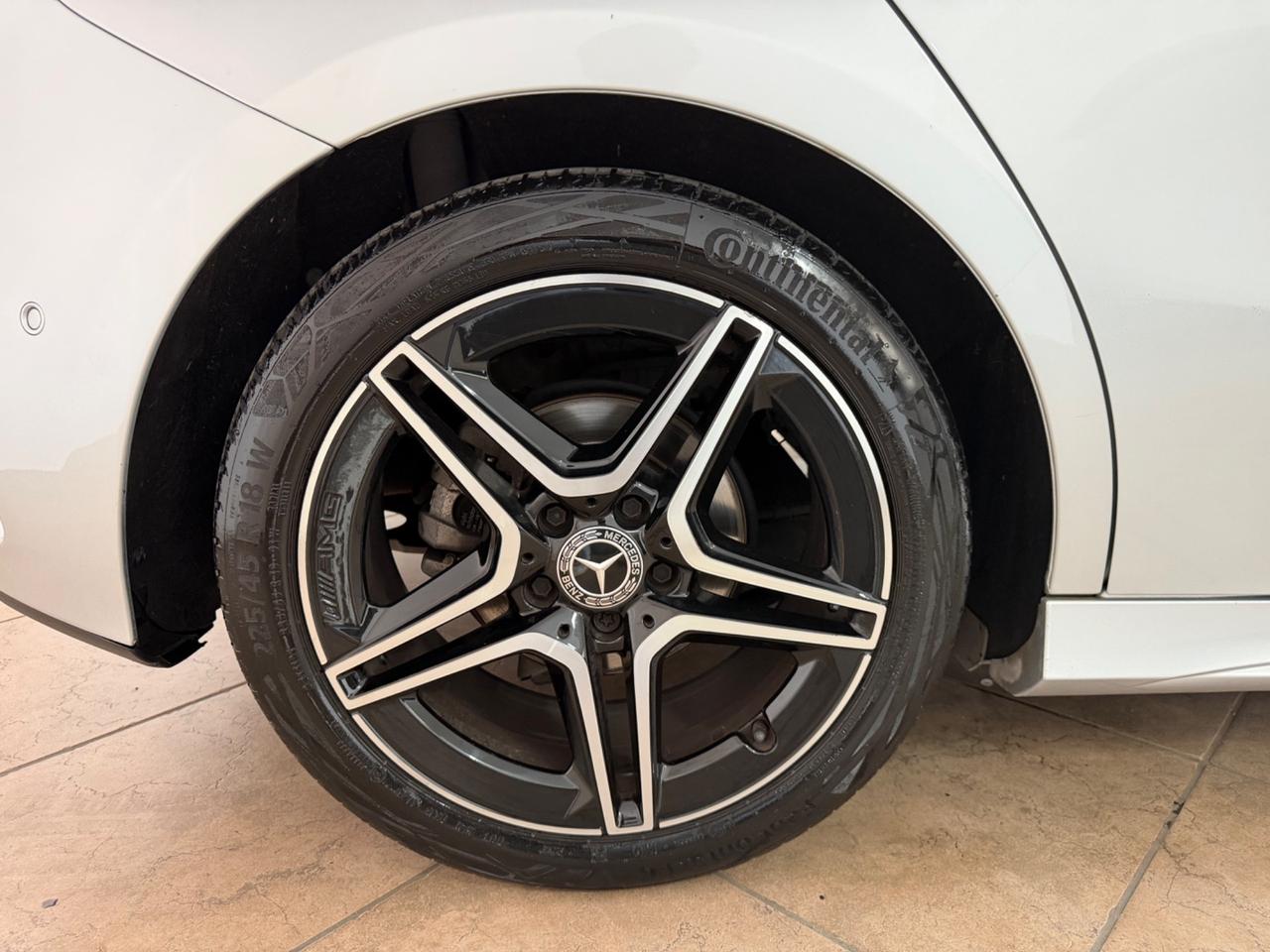 Mercedes-benz A 180 d Automatic Premium AMG TETTO
