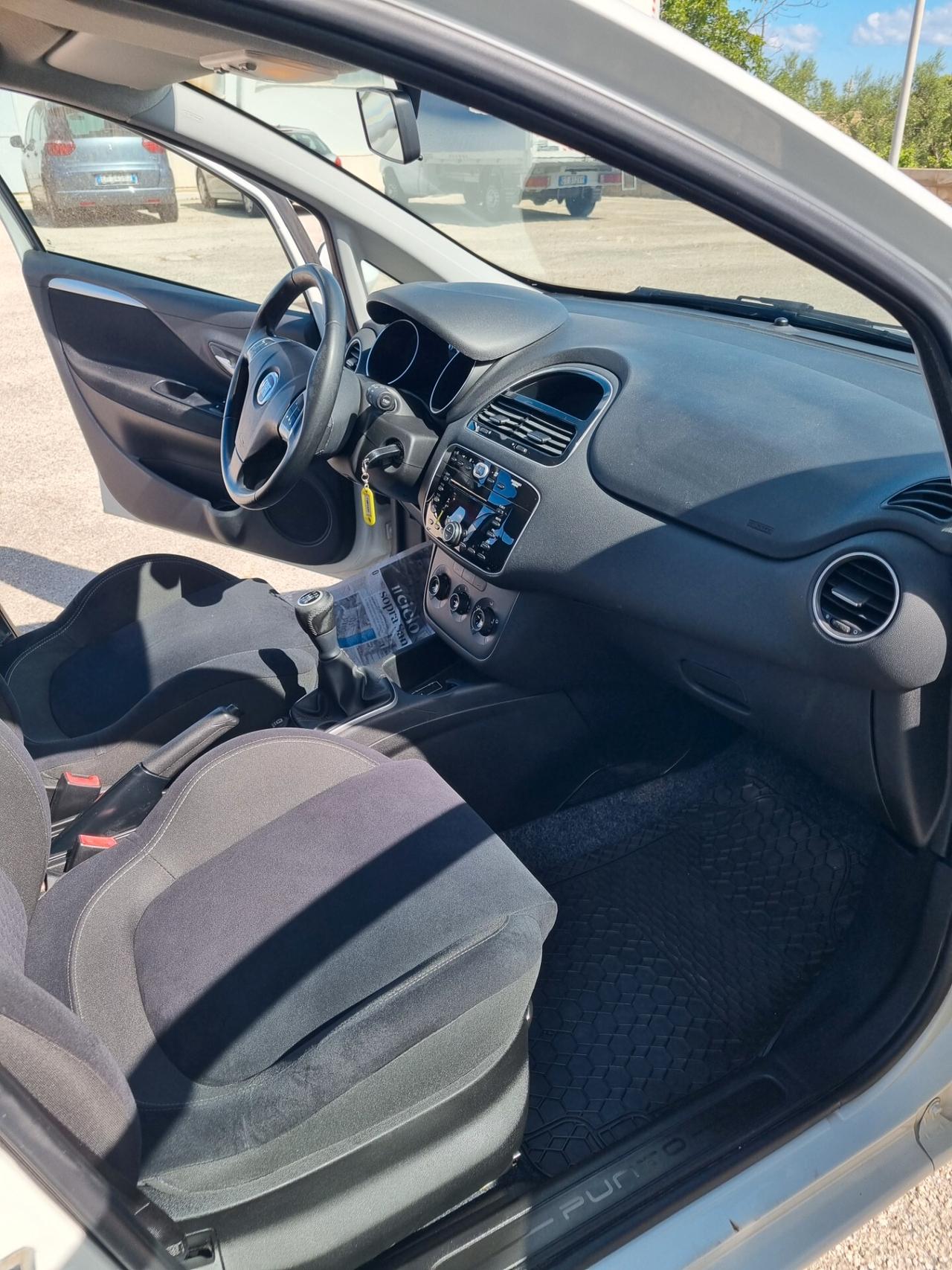 Fiat Punto 1.3 MJT II S&S 95 CV 5 porte Street