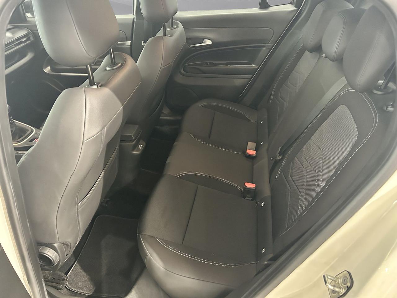 Jeep Avenger 1.2 turbo Altitude fwd 100cv