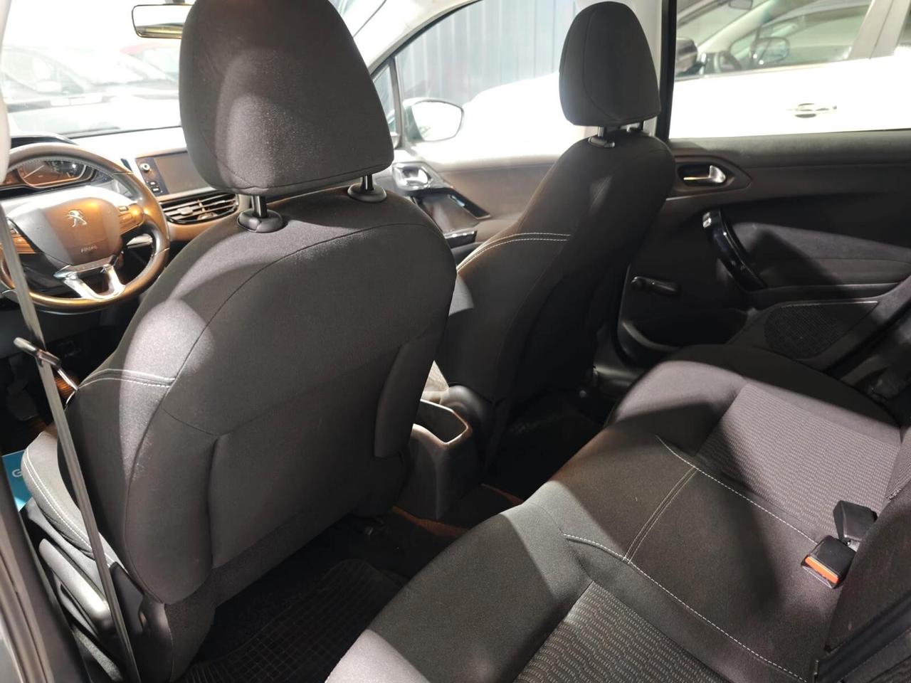 Peugeot 208 Benzina/Gpl Allure Neopatentati