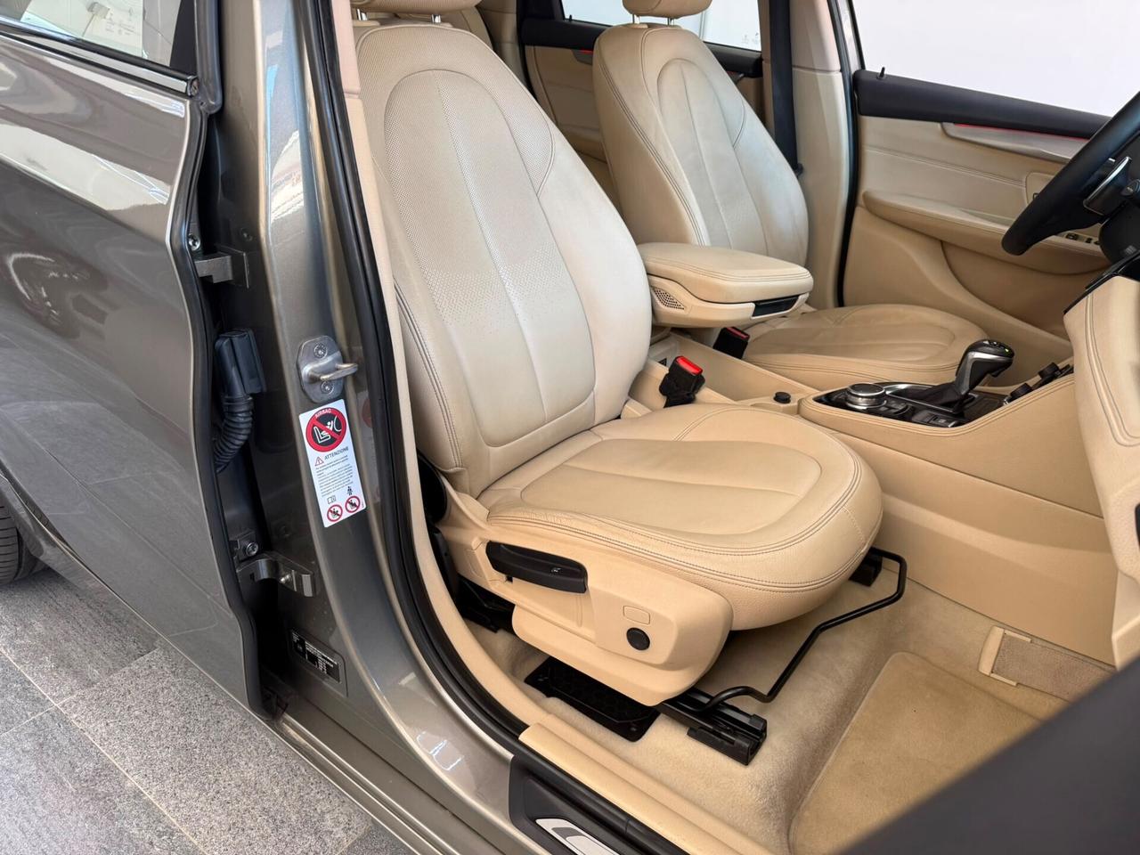 Bmw 2er Active Tourer 218d Luxury