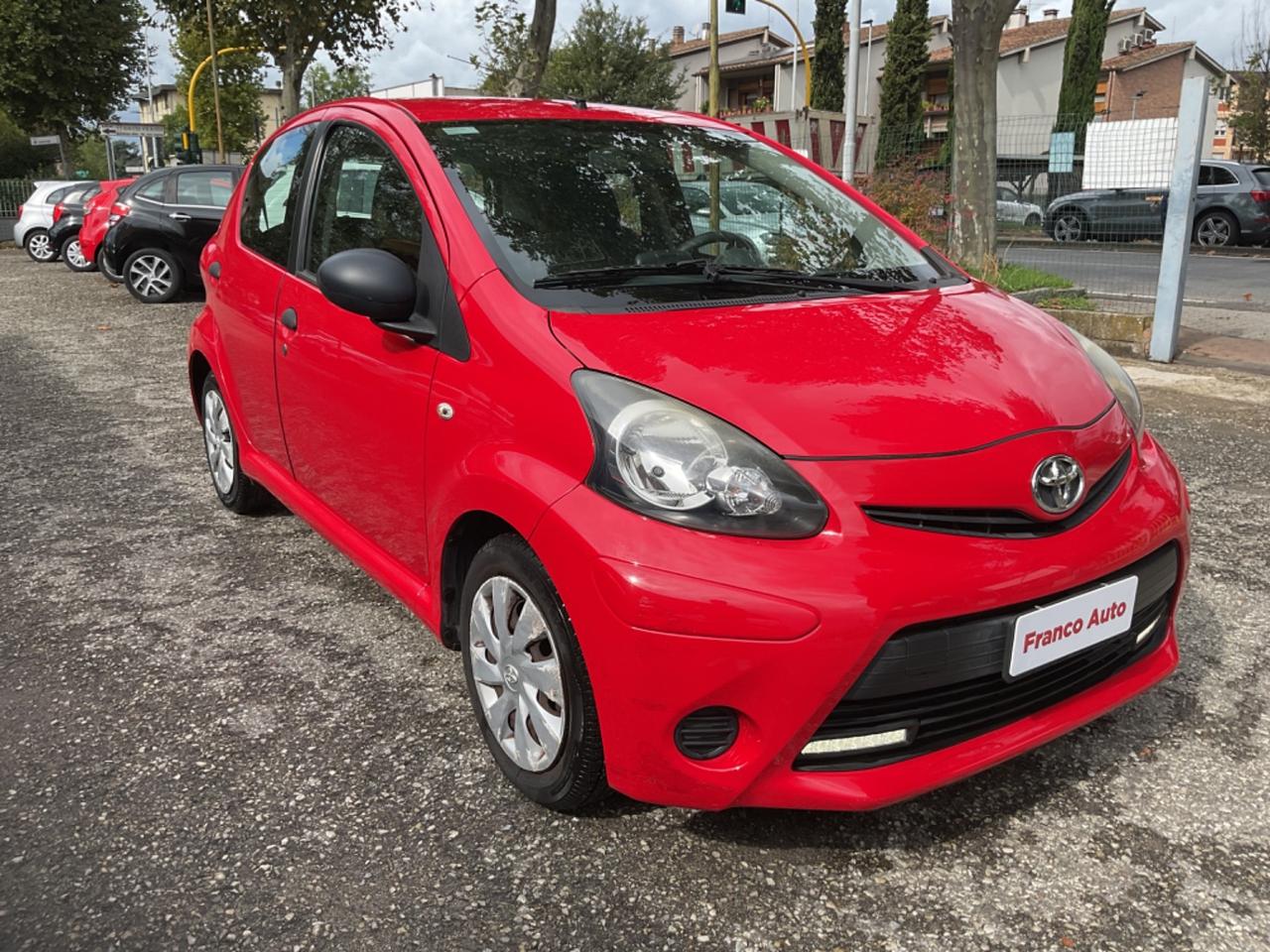 Toyota Aygo 1.0 5 porte 50kw(68CV) OK NEOPATENTATI