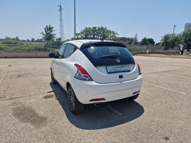 LANCIA Ypsilon 1.0 firefly hybrid Platino s&s 70cv