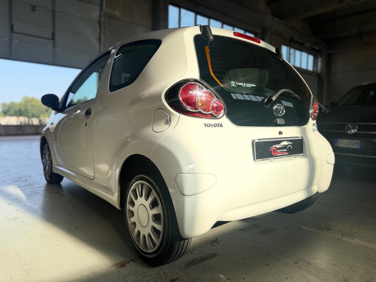 Toyota Aygo 1.0 12V VVT-i 3 porte Now NEOPATENTATI