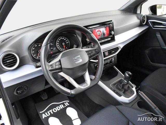 SEAT Arona 1.0 TGI FR Fari LED, Retrocamera, Full Link