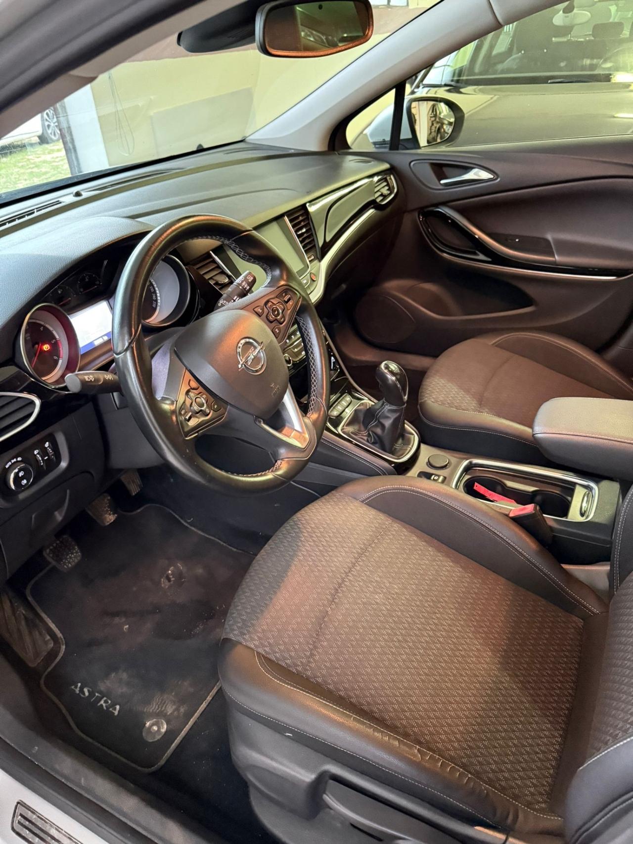 Opel Astra 1.6 BiTurbo CDTi Start&Stop Sports Tourer Innovation