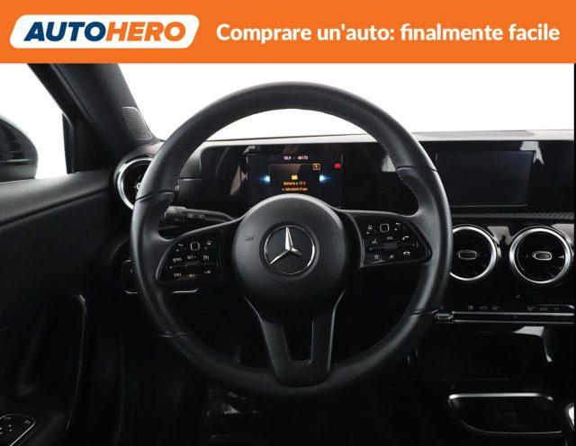 MERCEDES-BENZ A 180 Executive