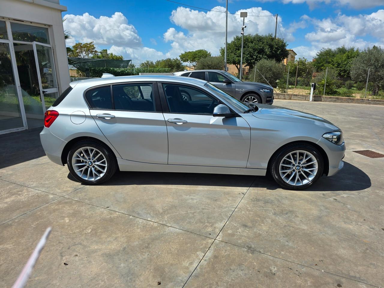 Bmw 118d 5p. Business