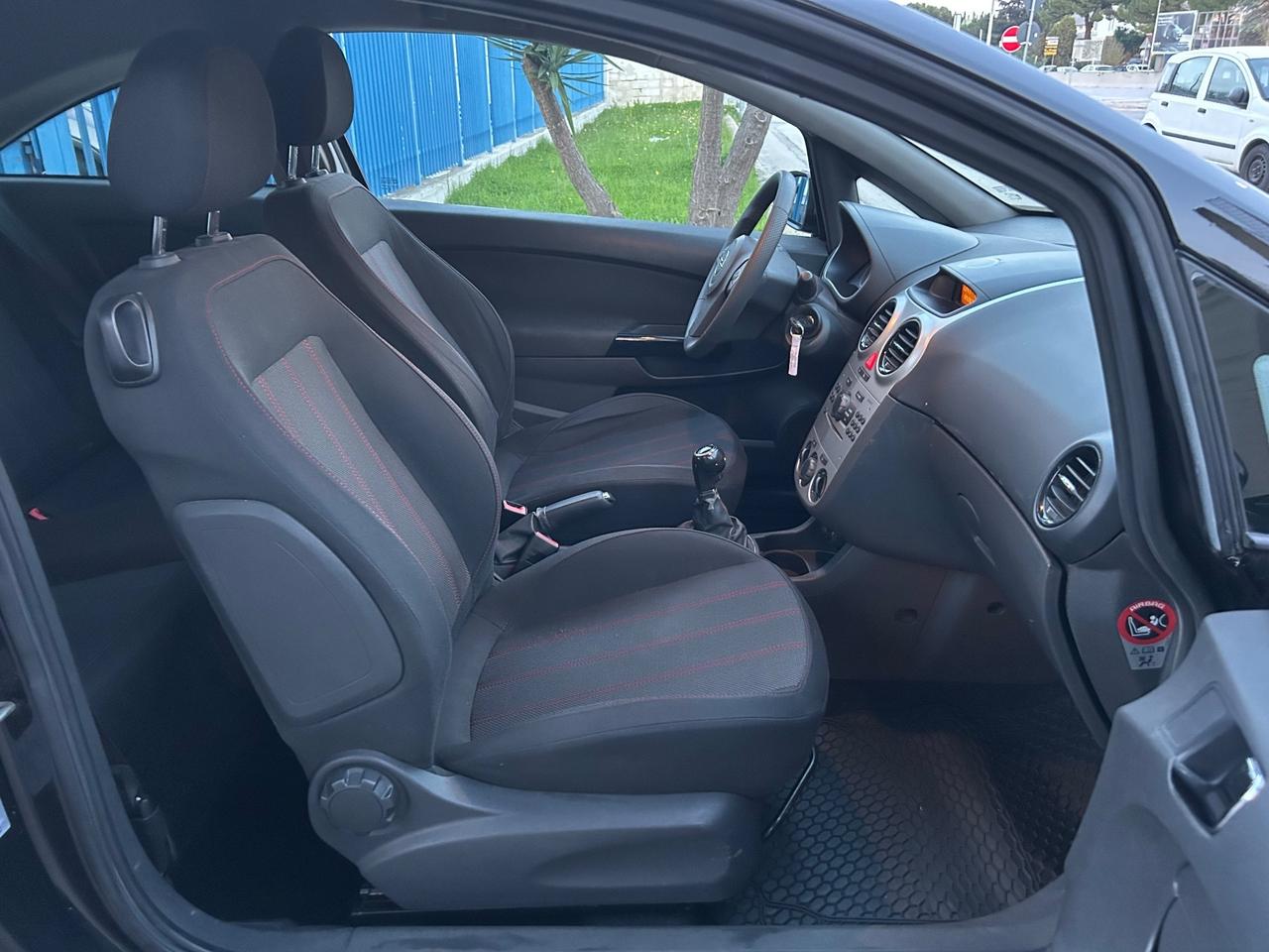 Opel Corsa 1.3 CDTI 90 cavalli 2008 140.000 km