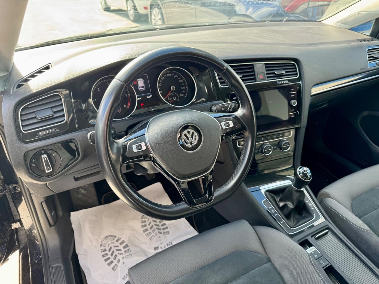 Volkswagen Golf 2.0 TDI 5p. Executive BlueMotion Technology