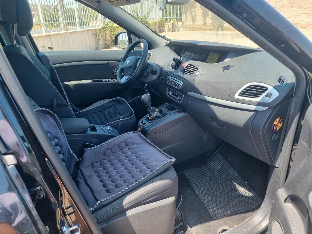 Renault Scenic 1.9 dCi 130CV EleGO 7 POSTI