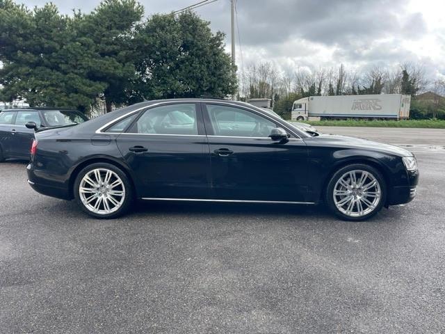 Audi A8 3.0 TDI 250 CV clean diesel quattro tiptronic