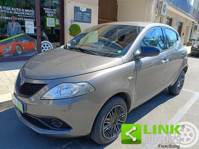 LANCIA Ypsilon 0.9 TwinAir 85 CV 5 porte Metano Ecochic