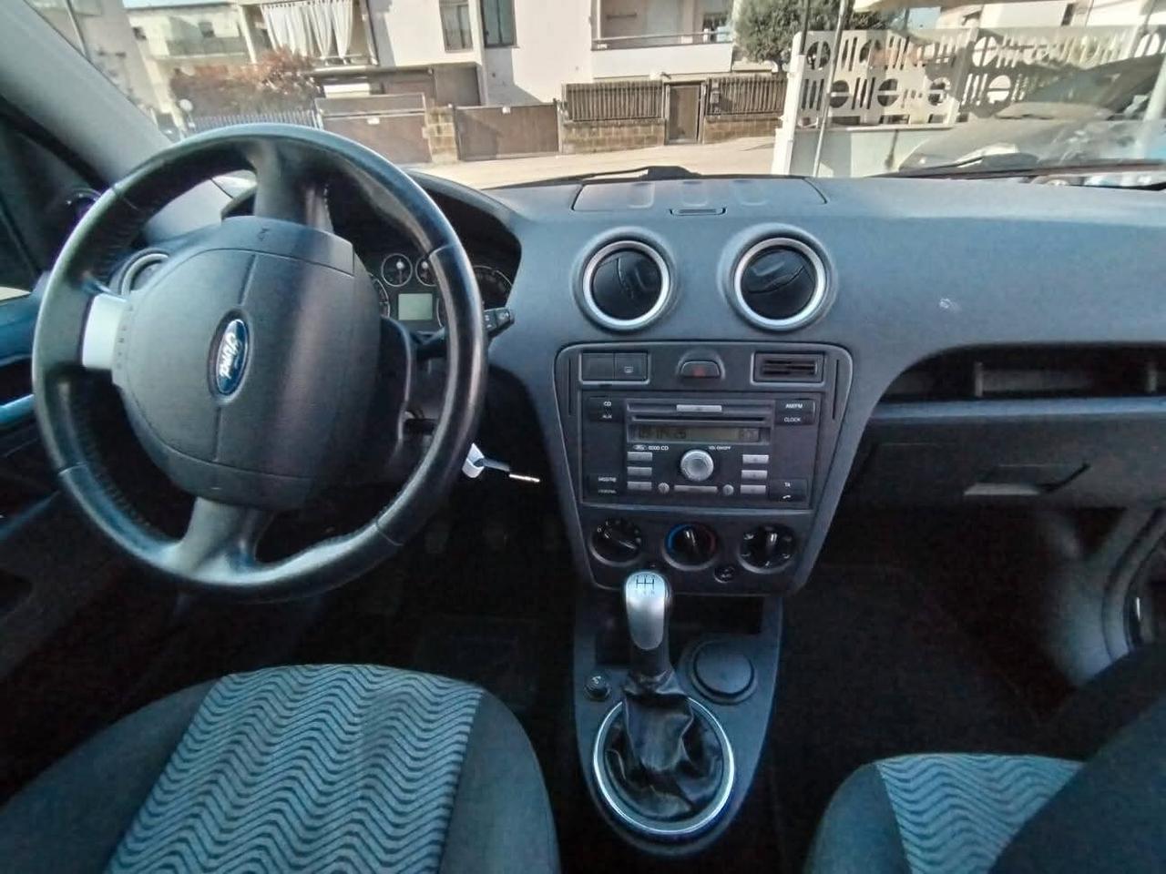 Ford Fusion 1.4 TDCi 5p. Collection