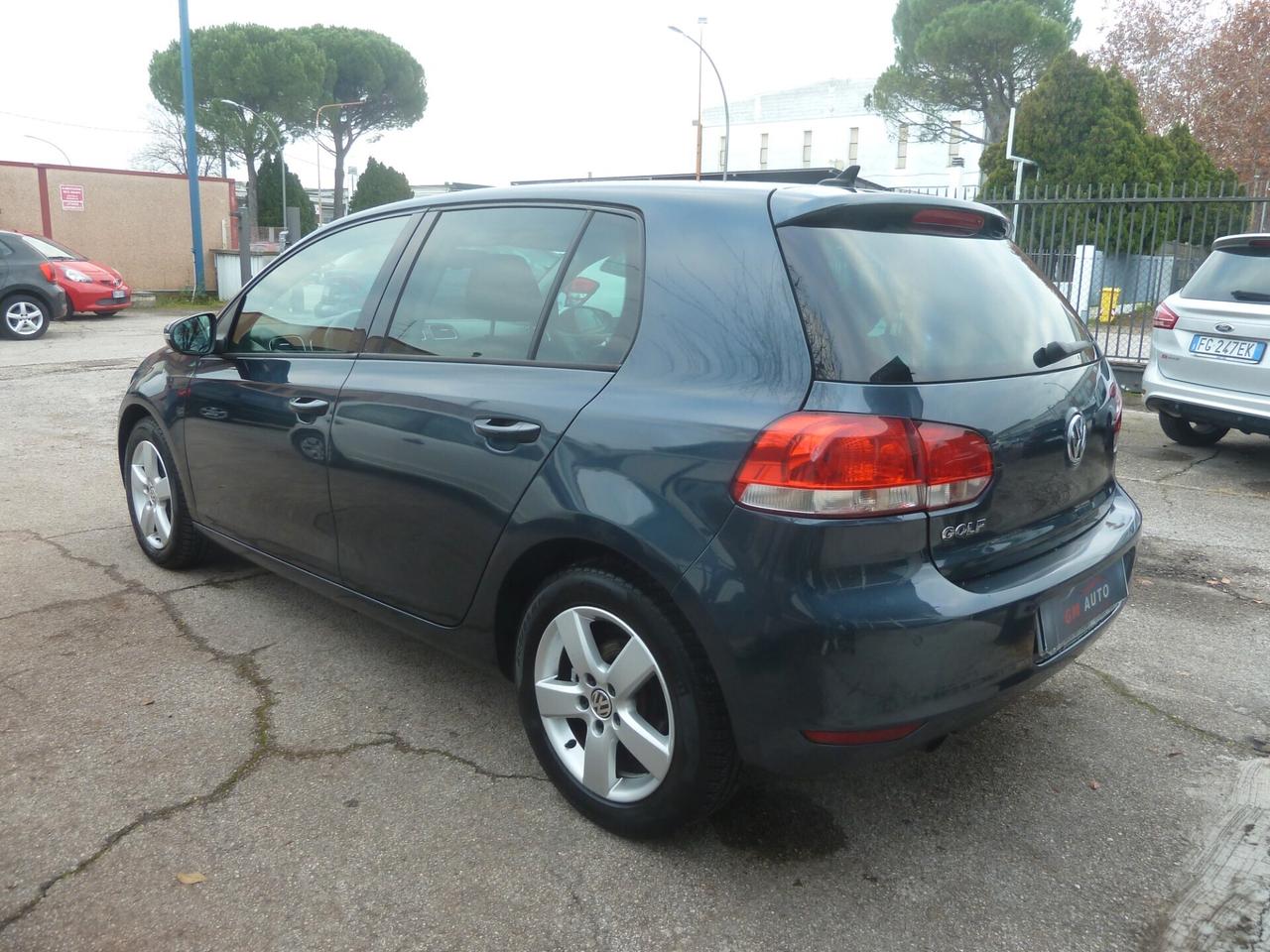 Volkswagen Golf 1.6 TDI DPF 5p. Highline