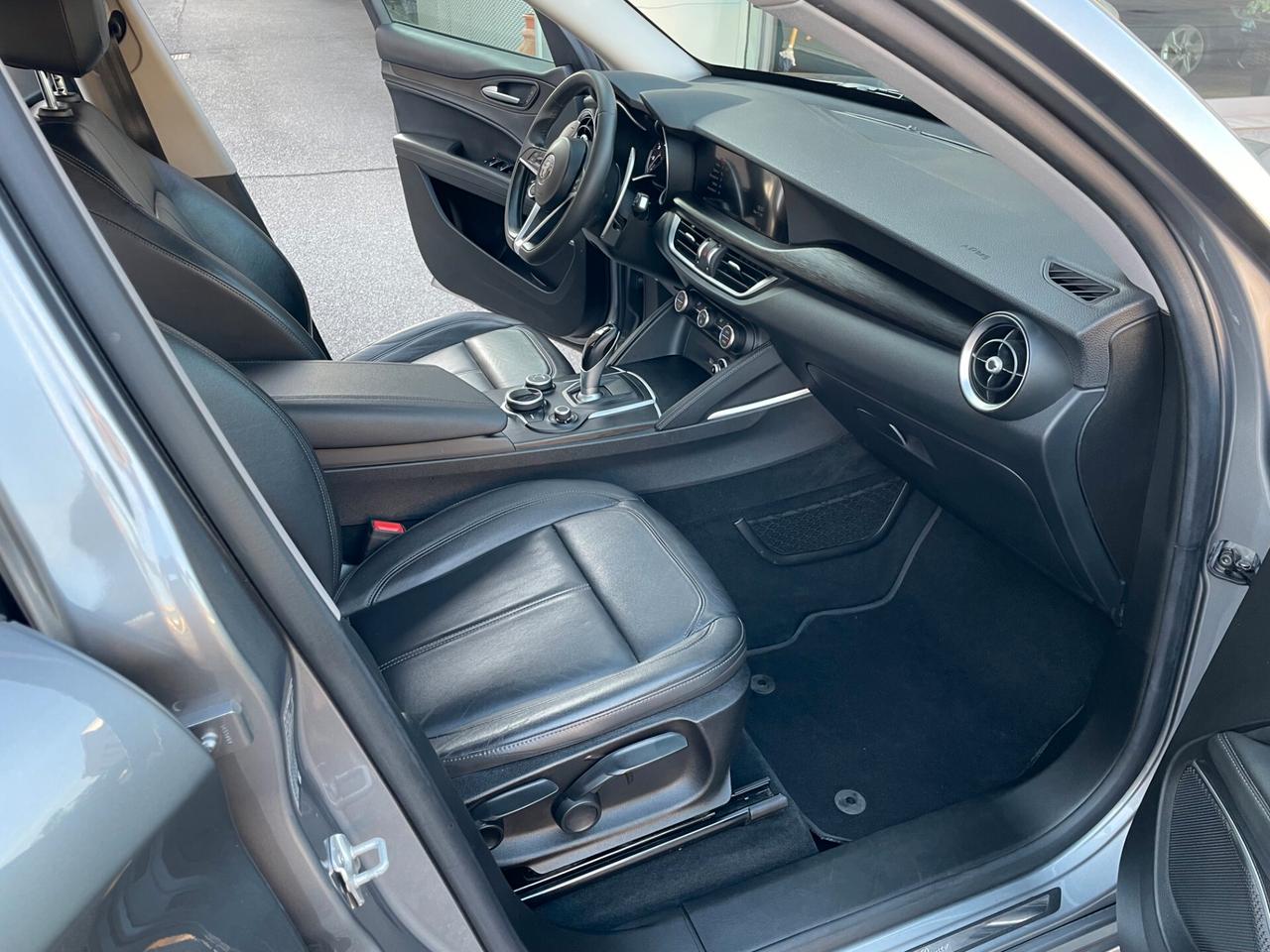 Alfa Romeo Stelvio 2.2 Turbodiesel 210 CV AT8 Q4 Business
