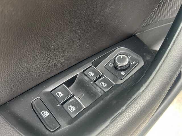 Volkswagen Passat Variant 2.0 TDI 190 CV 4MOTION DSG Highline BMT