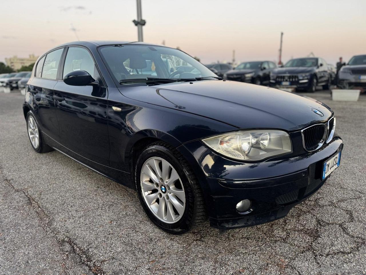 BMW 118d 5p. Futura