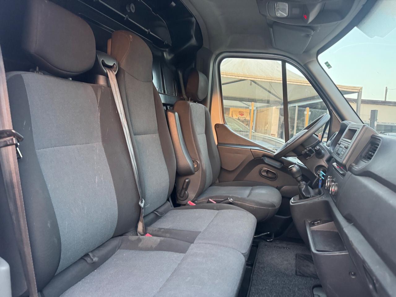 NISSAN INTERSTAR 2.3 DCI 130 CV L2H2 FULL SOLO 90.000 KM