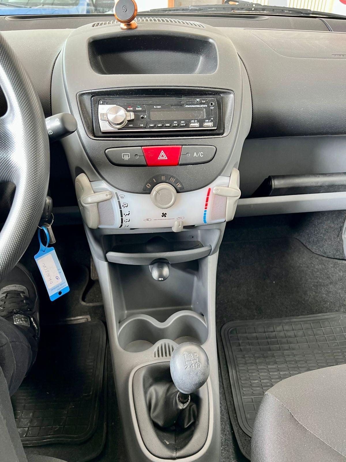 Toyota Aygo 1.0 12V VVT-i 3 porte Now