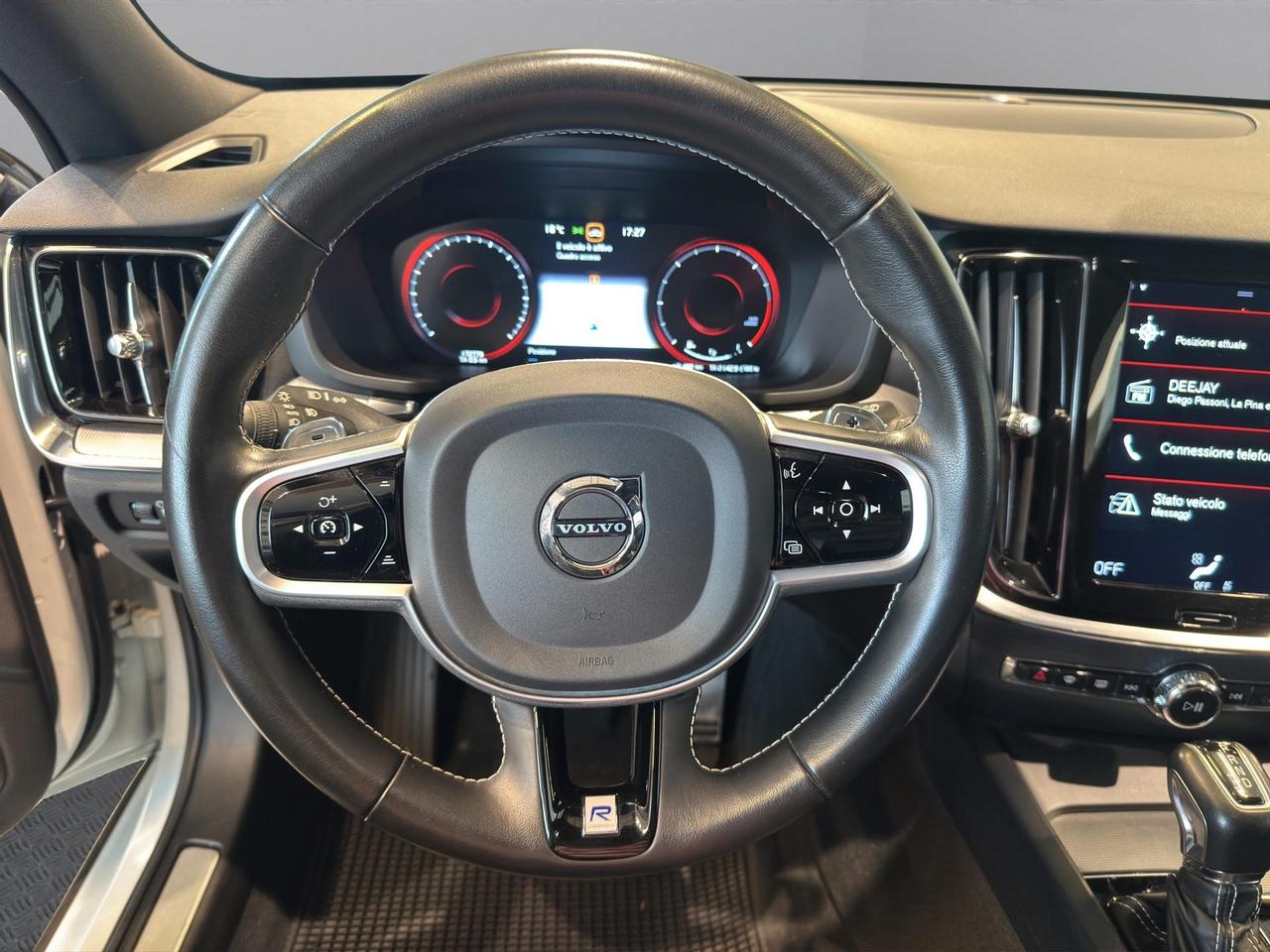 Volvo V60 2.0 d4 R-design awd geartronic my20
