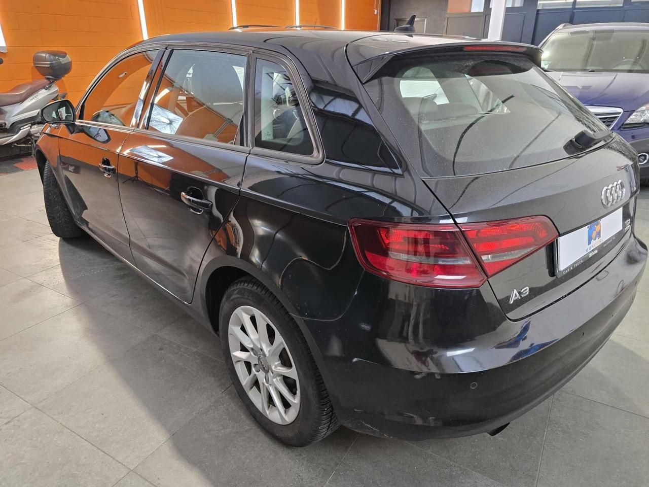 AUDI A3 SPB 1.6 TDI clean diesel Ambition