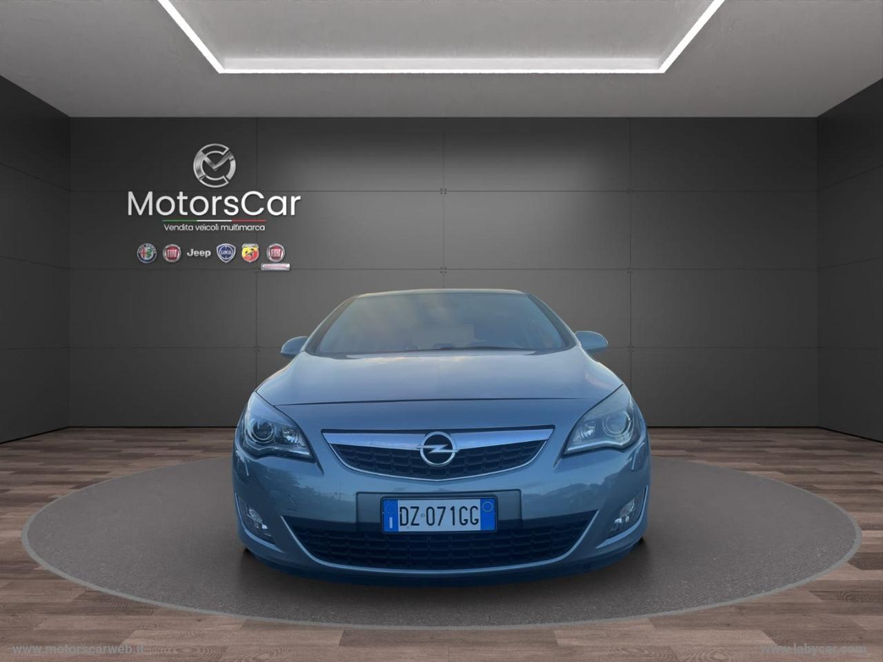 OPEL Astra 1.7 CDTI 125 CV 5p. Cosmo