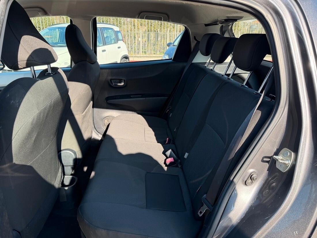Toyota Yaris 1.5 Hybrid 5 porte Lounge