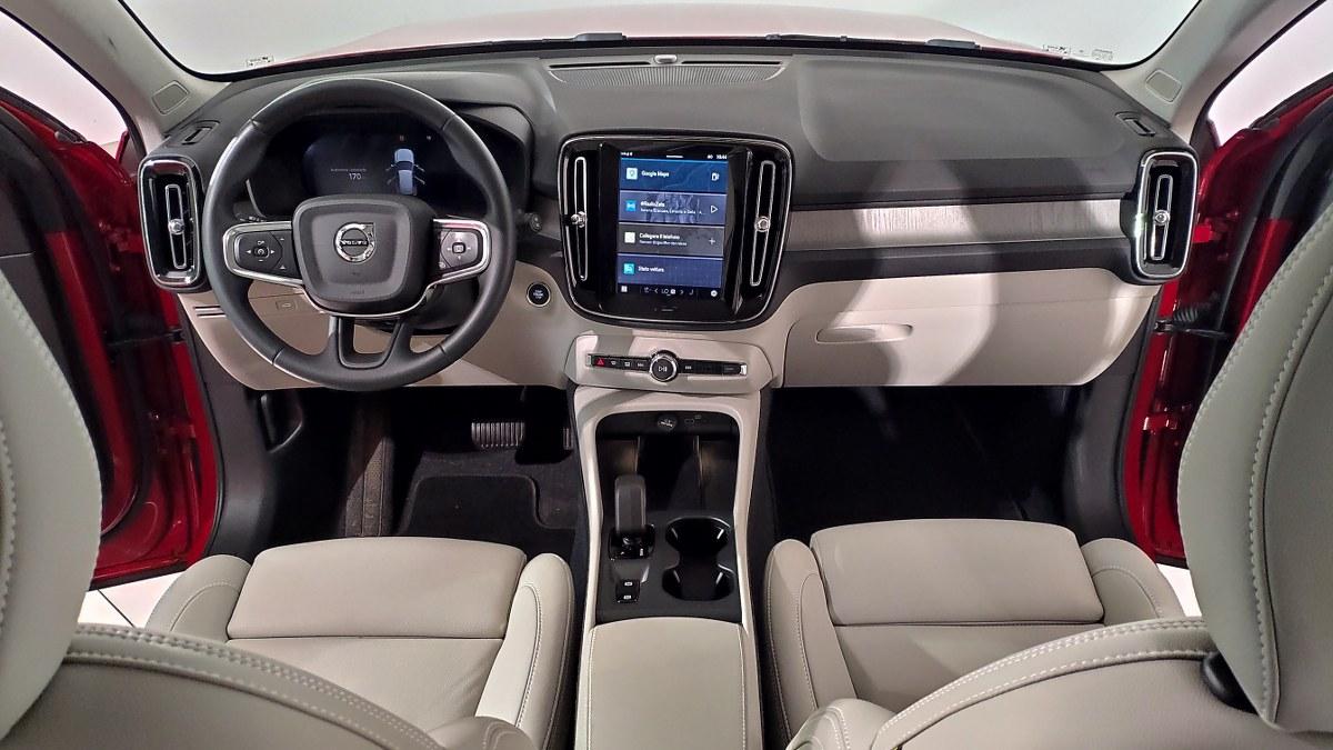 VOLVO Xc40 B3 Mild Hybrid Automatico Core