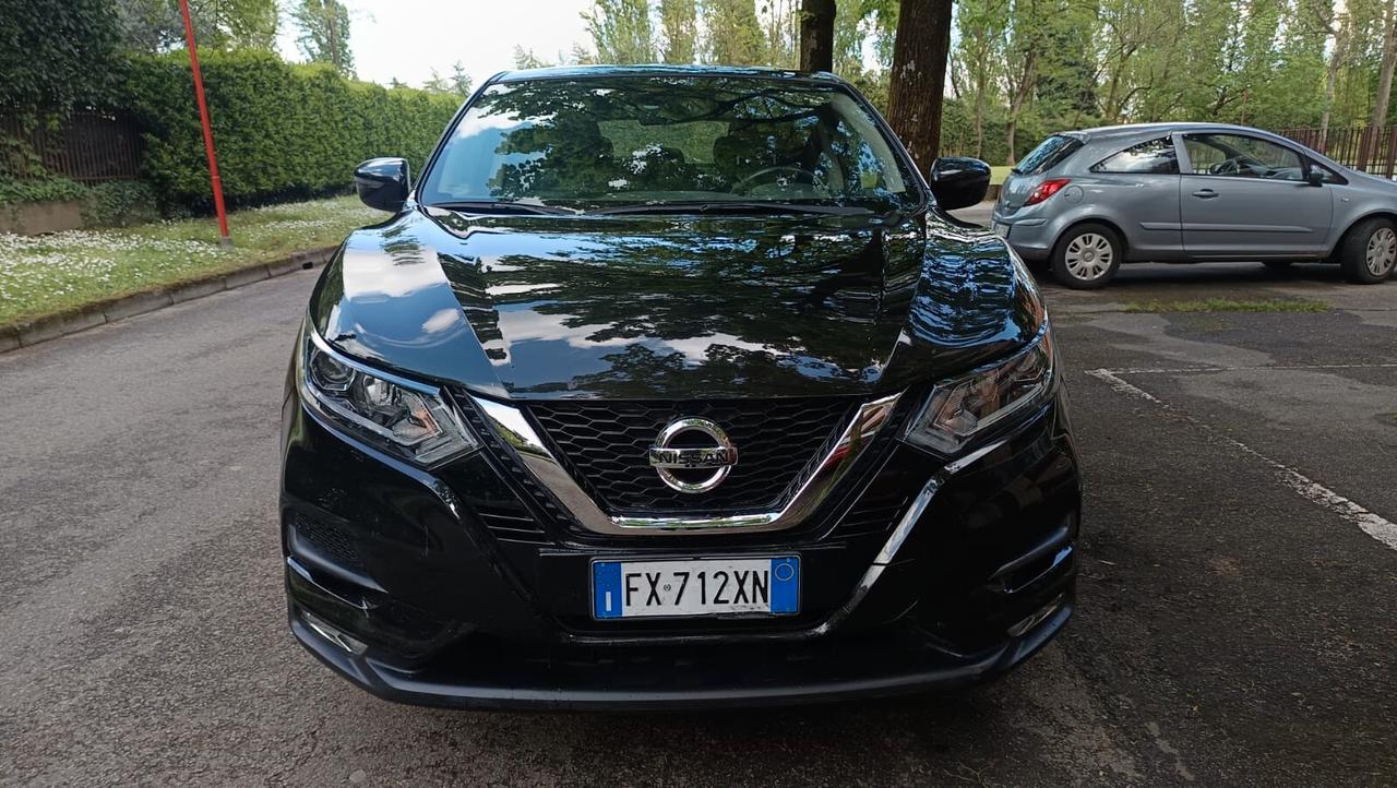 Nissan Qashqai 1.3 DIG-T 140 CV Business
