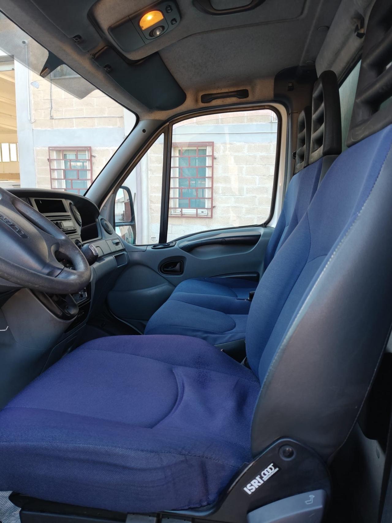 Iveco Daily 35C15 Allestito con cassone centina e telone