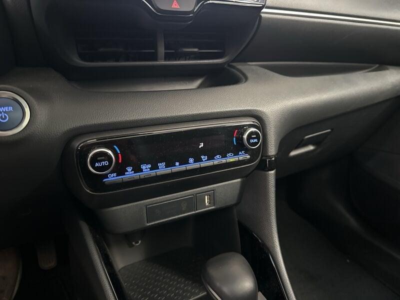 Toyota Yaris Yaris 1.5 Hybrid 5 porte Lounge