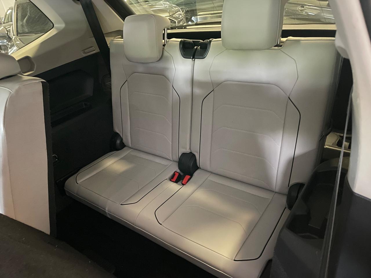 Volkswagen Tiguan Allspace 2.0 TDI DSG 4MOTION Life 7P. PELLE