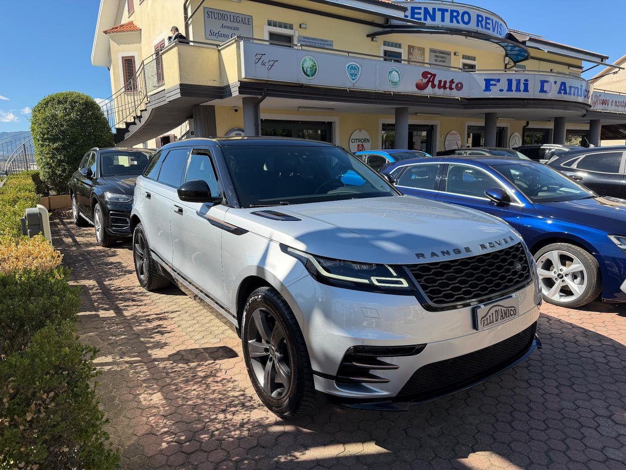 Land Rover Range Velar 2.0D I4 240 CV R-Dynamic HSE
