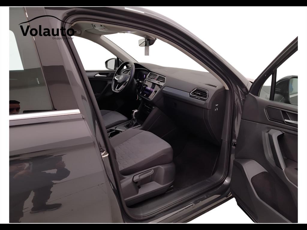 VOLKSWAGEN Tiguan II 2021 - Tiguan 1.5 tsi Life 150cv dsg