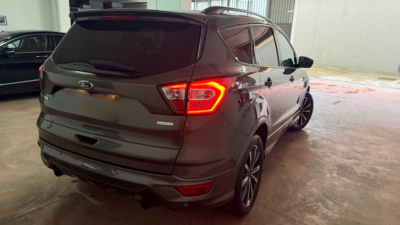 Ford Kuga 1.5 EcoBoost 150 CV S&S 2WD ST-Line