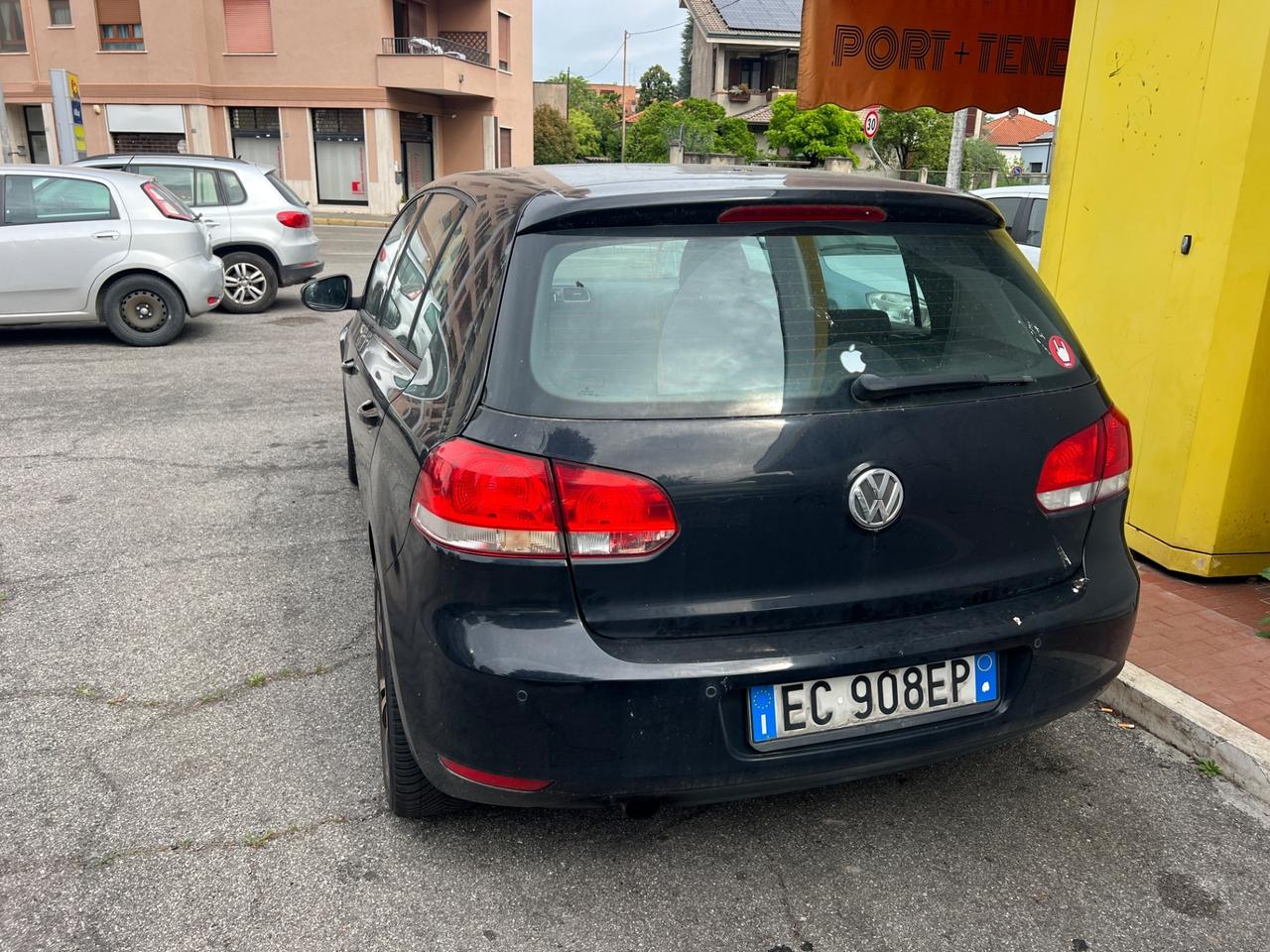 Volkswagen Golf con problema pompa di gasolio