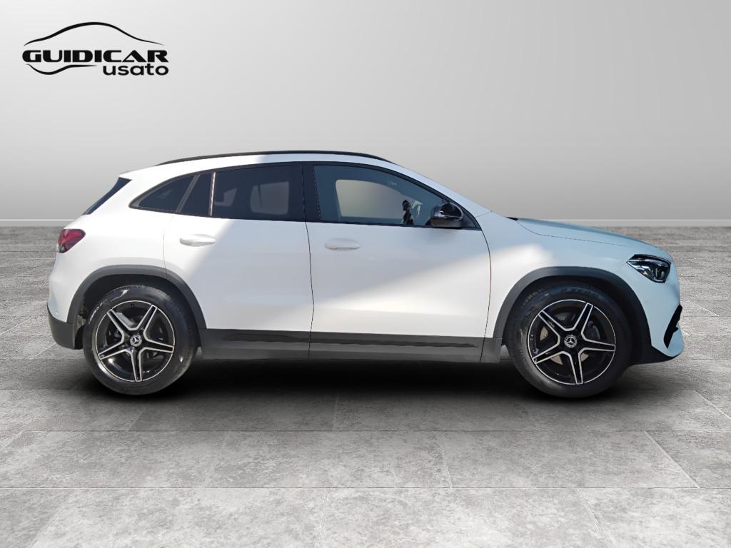 Mercedes-Benz GLA-H247 2020 - GLA 200 d Premium auto