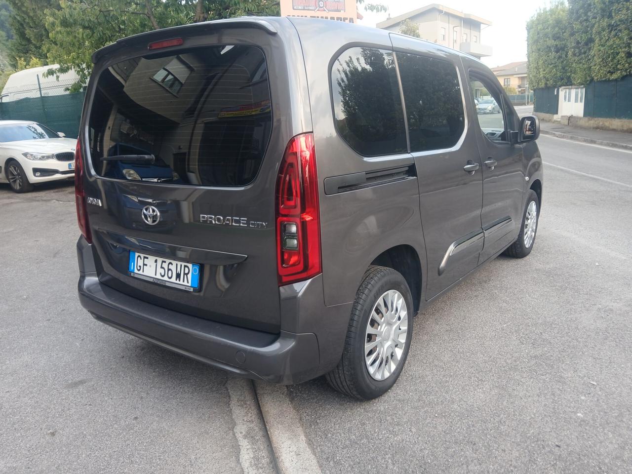 Toyota Proace City Verso 1.5D 100 CV S&S Short D Lounge ANNO 2021