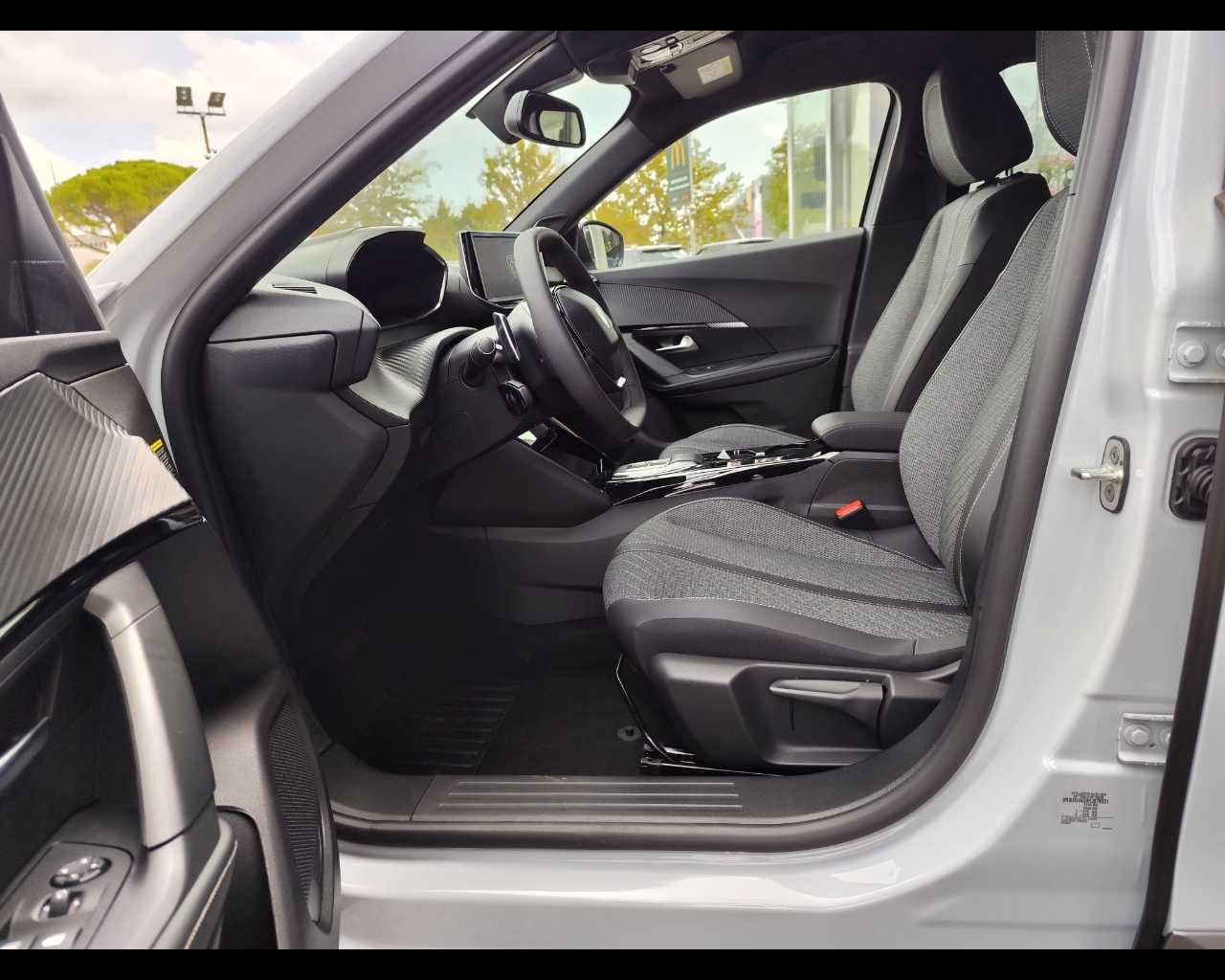 PEUGEOT NUOVO 2008 Allure PureTech 130 EAT8 S&S