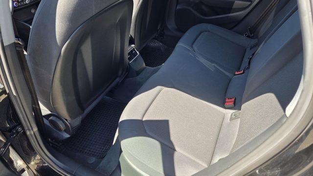 AUDI A3 SPB 30 g-tron S tronic Business PERMUTE TETTO