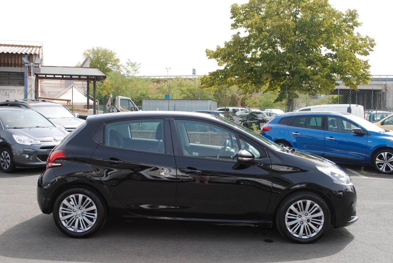 PEUGEOT 208 1.6 HDI 75 CV