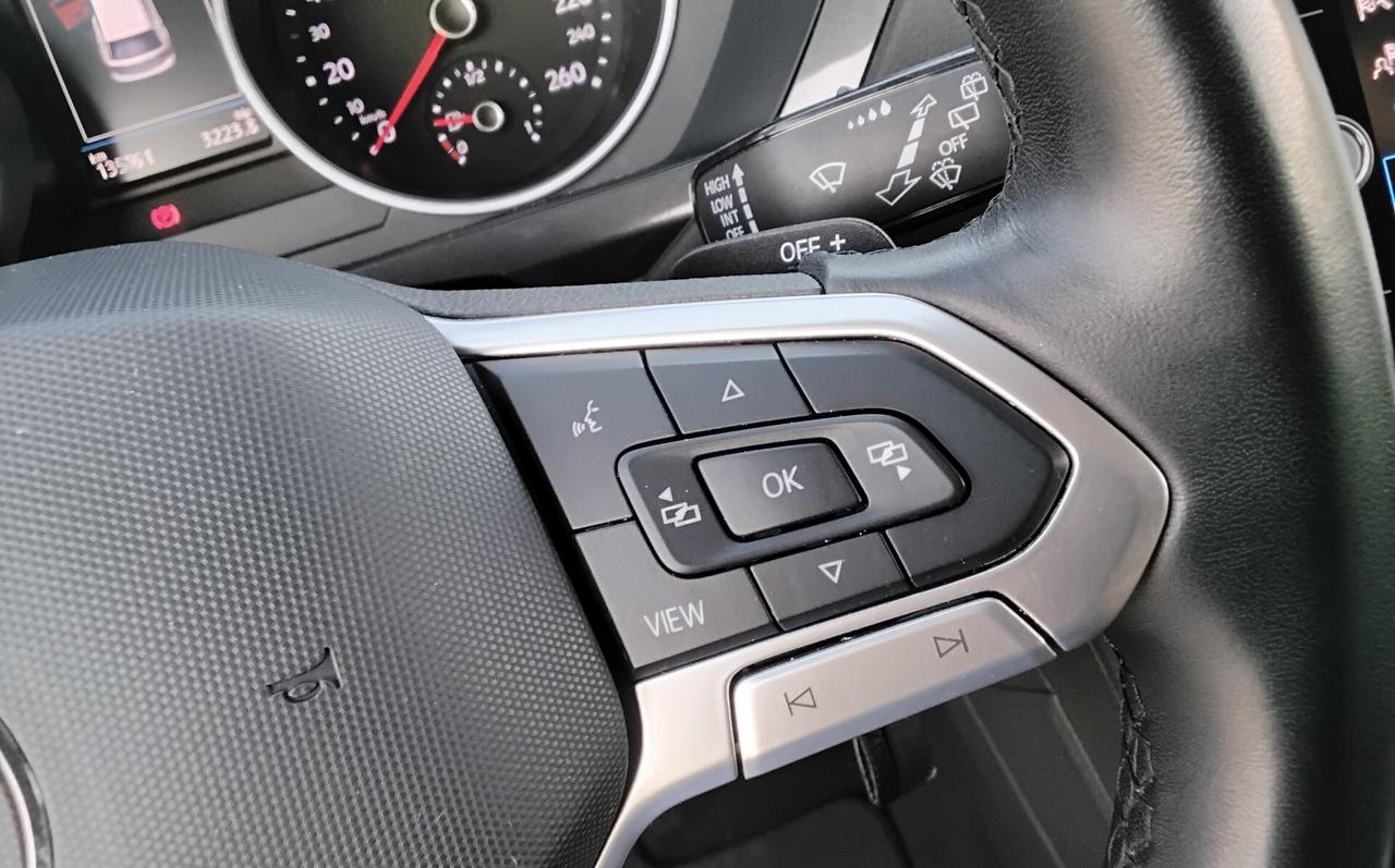 Volkswagen Tiguan 2.0 TDI 150 CV SCR DSG Elegance