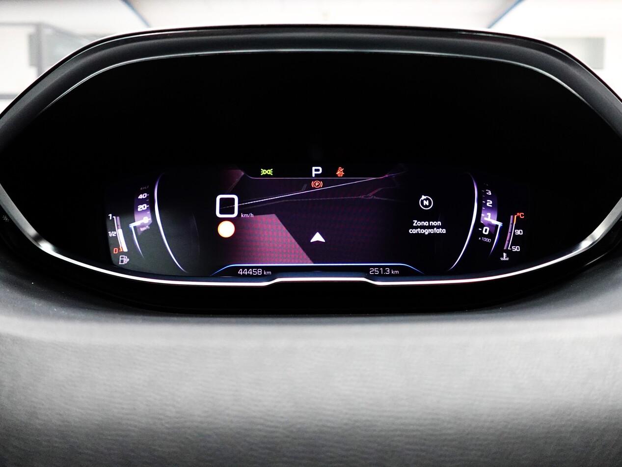 Peugeot 3008 II 1.5 BlueHDI 130 CV EAT8 ALLURE PACK