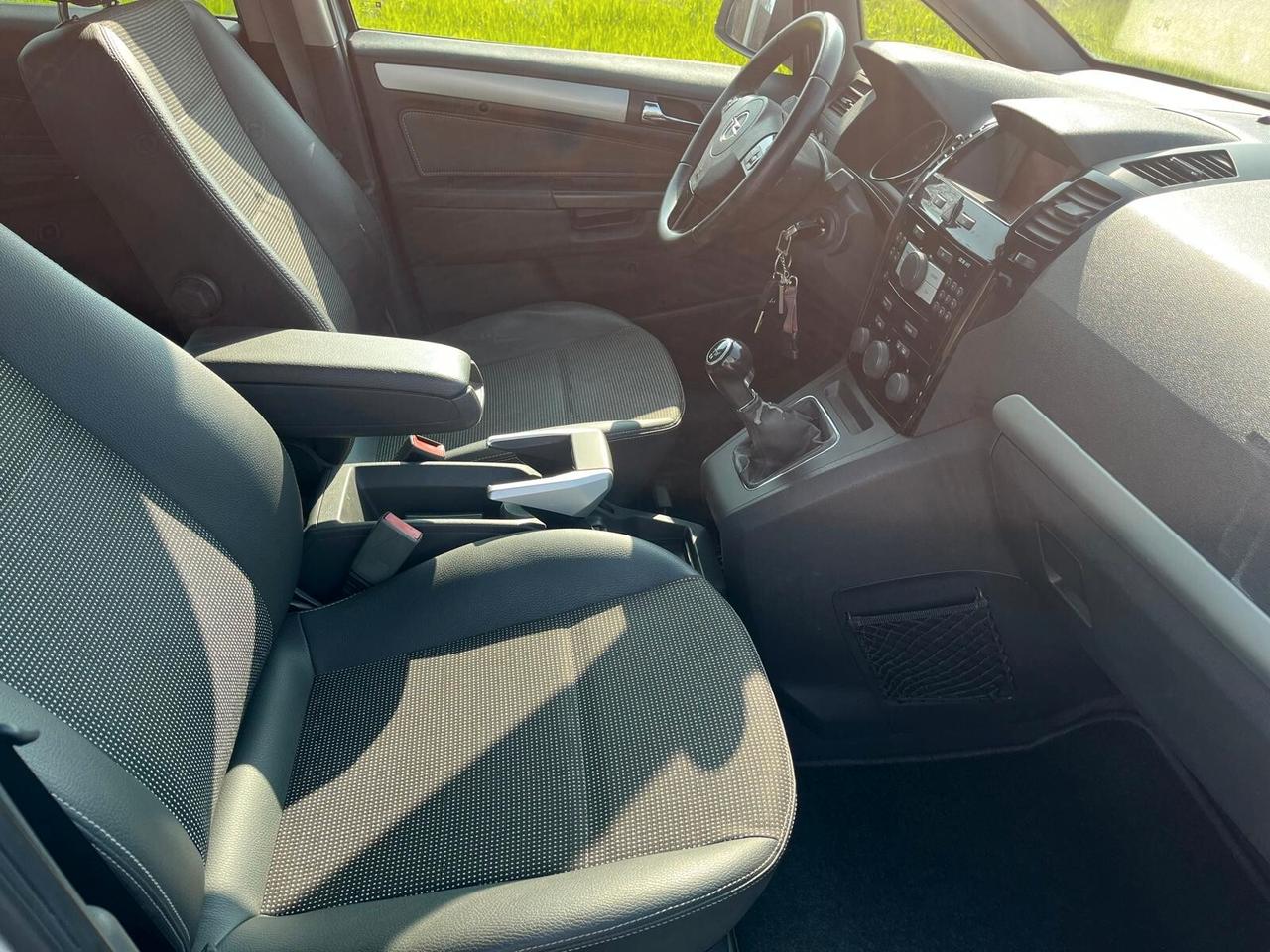 Opel Zafira 1.6 16V ecoM 94CV Cosmo