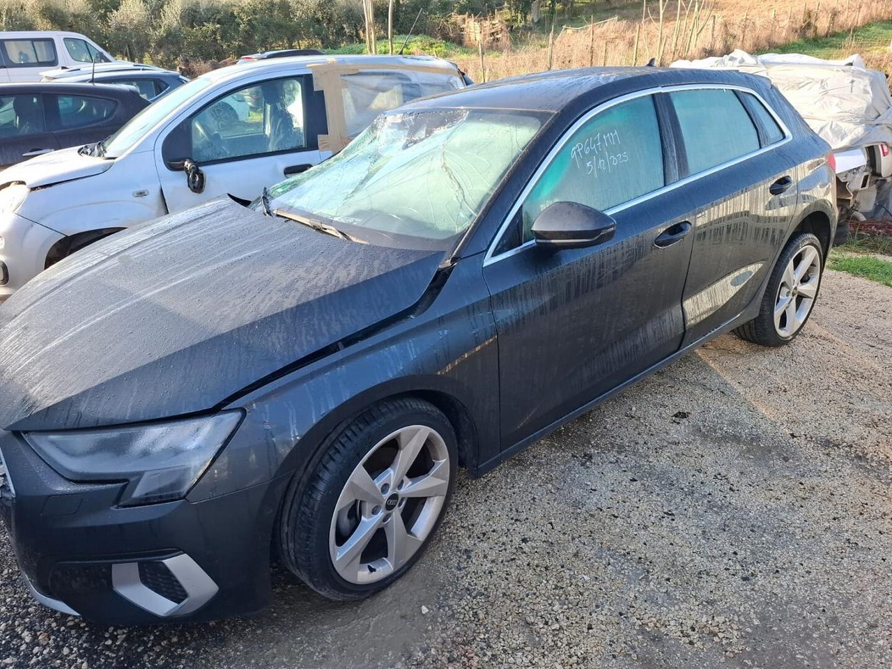 AUDI A3 SPB 30 TDI S TRONIC AUT. SINISTRATA 23