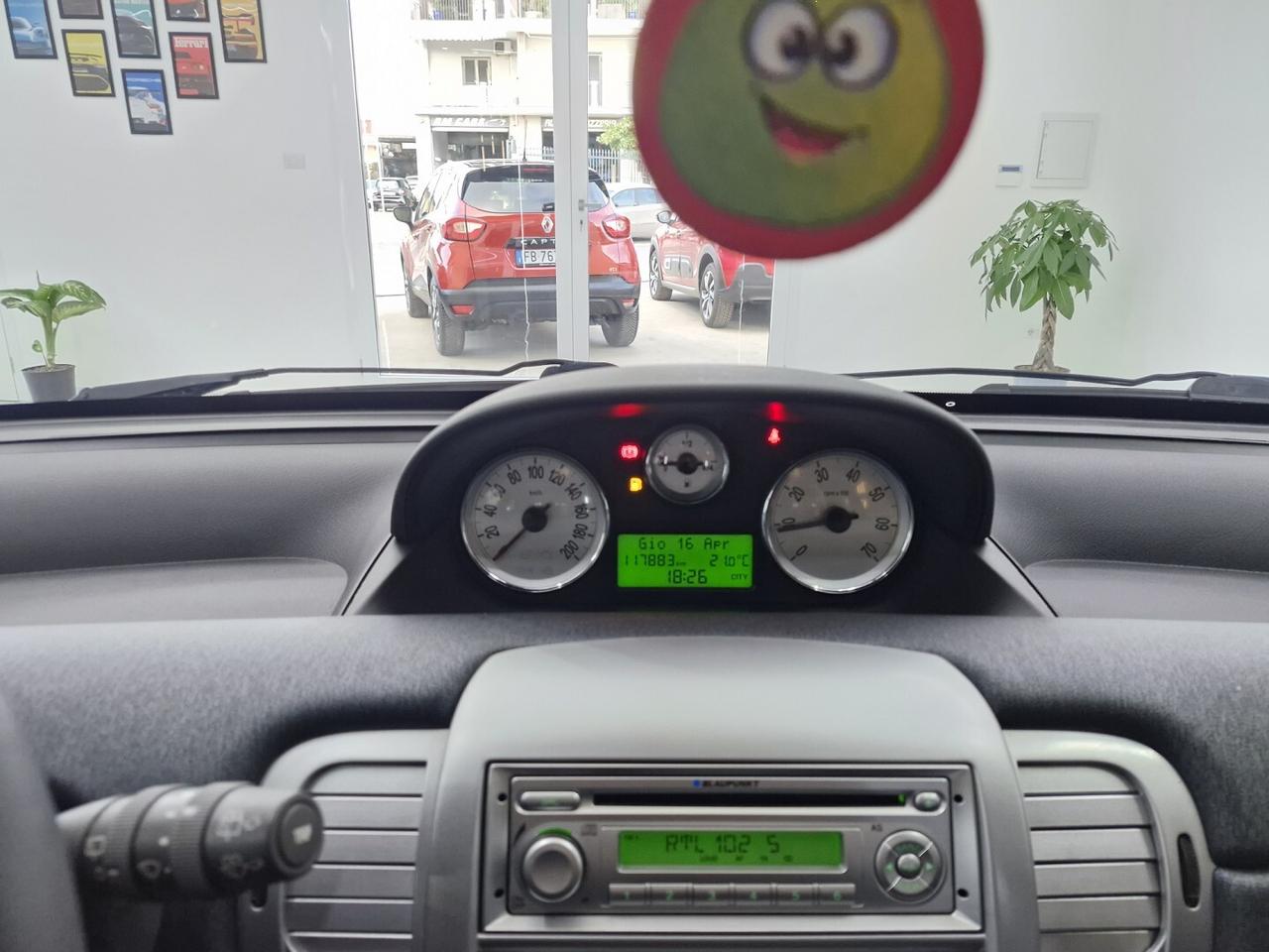 LANCIA YPSILON 1.2 BENZINA 69CV DIVA 100000KM 2011