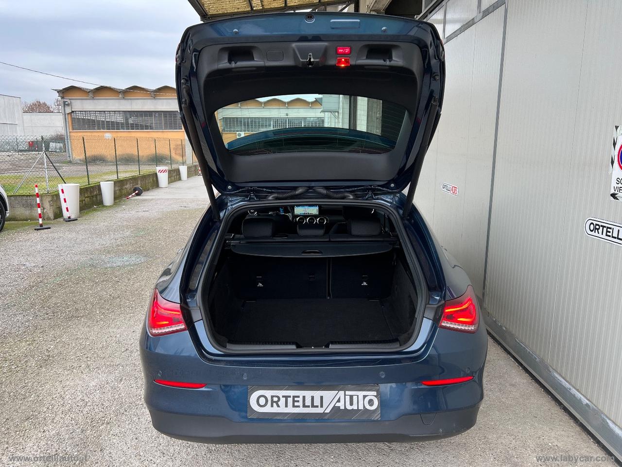 MERCEDES-BENZ CLA 200 d Aut. Shooting Brake Business IVA DEDUCIBILE